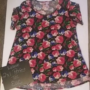 🤑 3 for $30🤑 2xl Lularoe Perfect Tee EUC
